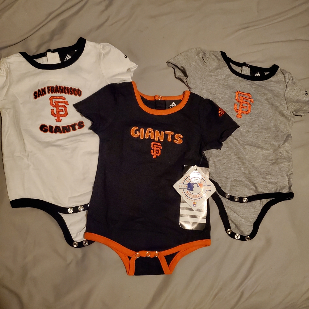 San Francisco Giants Set Of 2 Onesies Black, White, NO Gray Size 12 Months